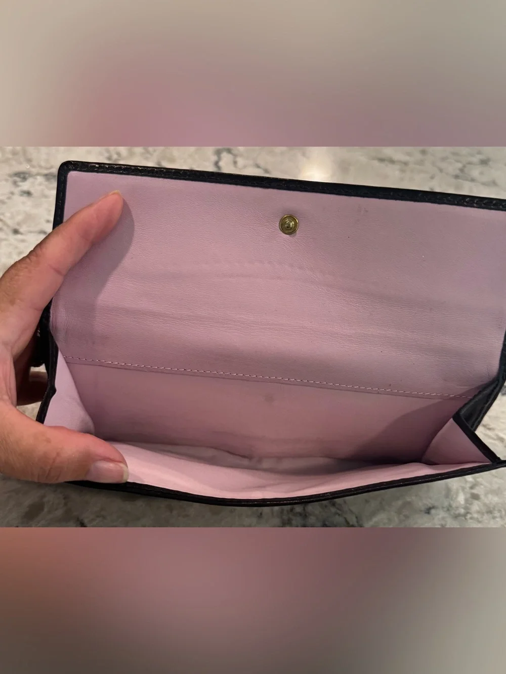 Coach Women’s Black Tri Fold Wallet Solid Logo Gold Tone Turn Lock Pink Inside